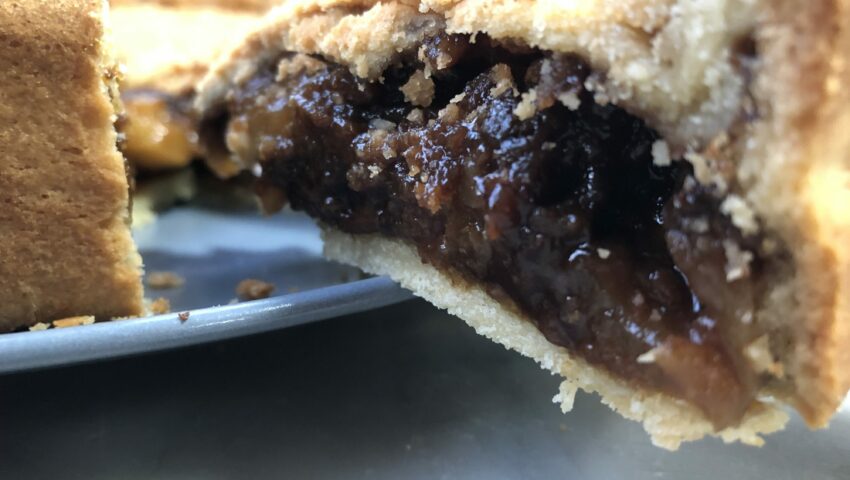 Light Christmas Pudding Pie