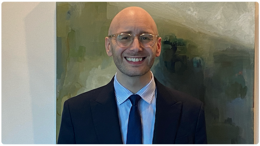 Gregory De La Peña-Hall