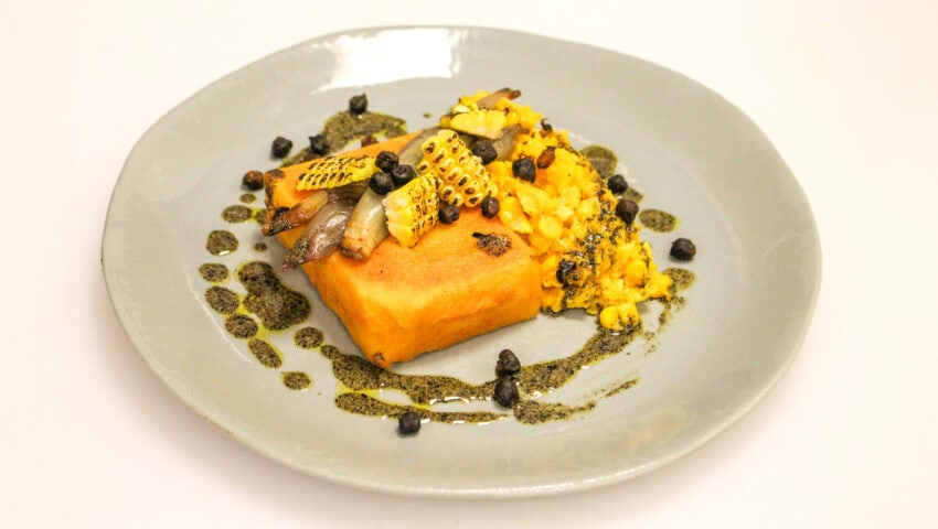 Panisse with creamed corn